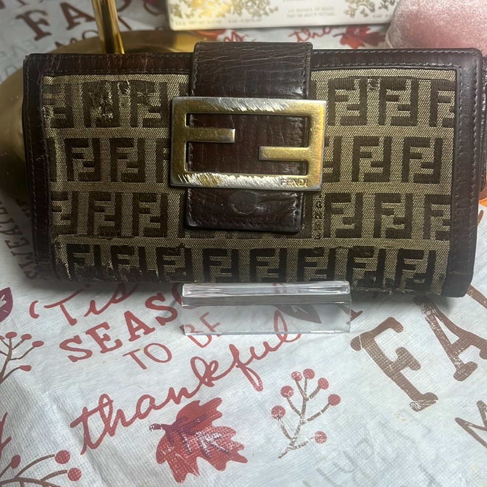 Authentic Fendi wallet